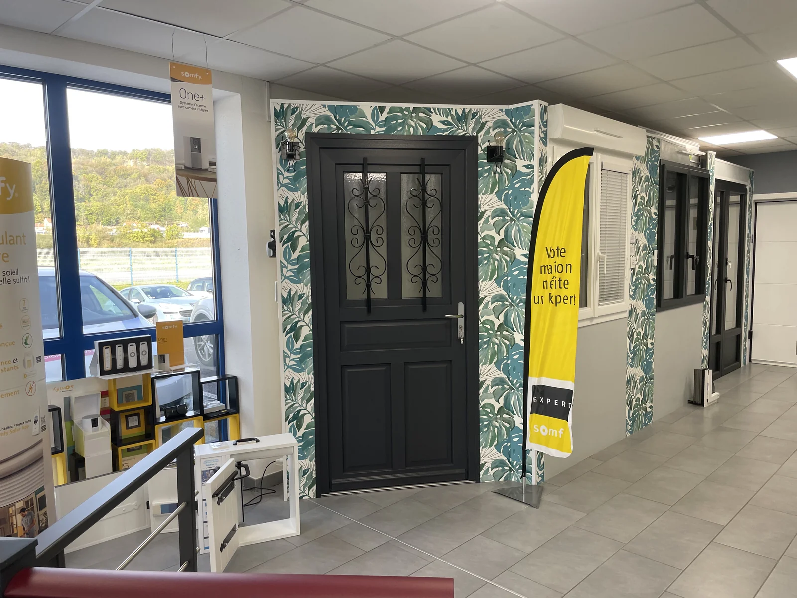 Showroom MULTIPOSE portes de garage exposition