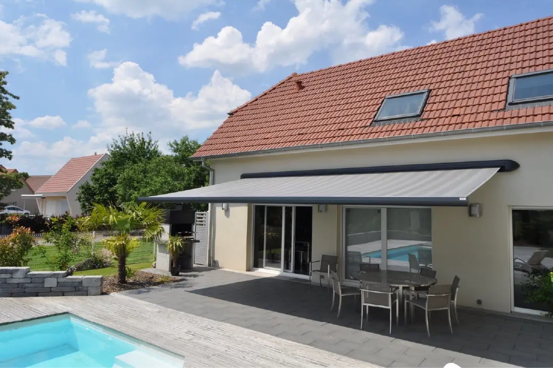 Store banne terrasse — MULTIPOSE